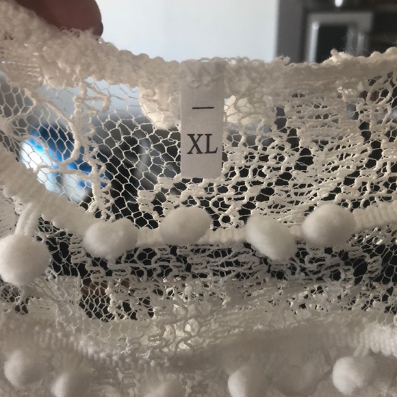 NWOT LACE DRESS - Picture 2 of 3